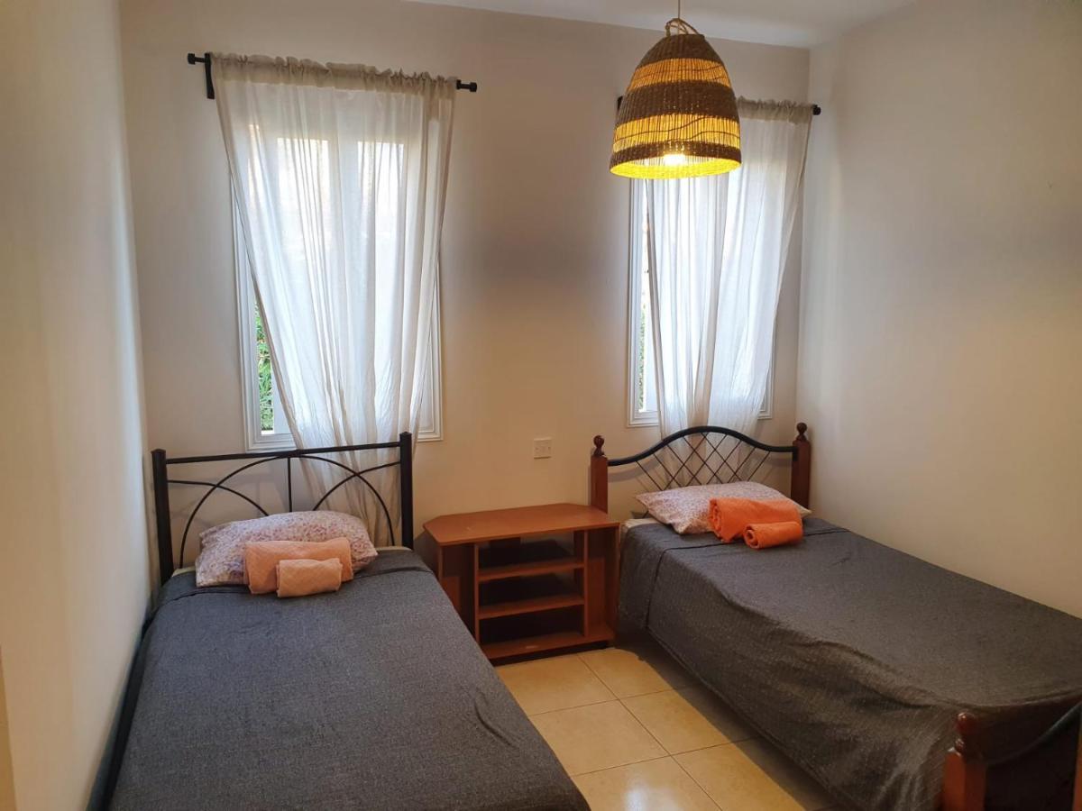 Ancient Paphos - Cozy Place Next To The Sea, Marina, Historical Sites, Buses, Mall, And Market Eksteriør billede