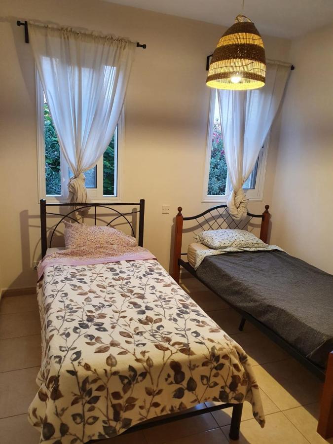 Ancient Paphos - Cozy Place Next To The Sea, Marina, Historical Sites, Buses, Mall, And Market Eksteriør billede