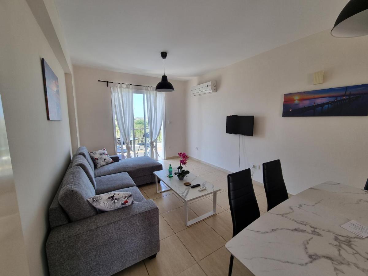Ancient Paphos - Cozy Place Next To The Sea, Marina, Historical Sites, Buses, Mall, And Market Eksteriør billede