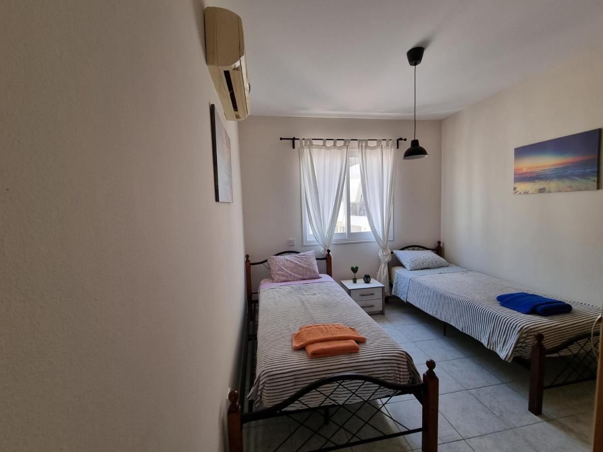 Ancient Paphos - Cozy Place Next To The Sea, Marina, Historical Sites, Buses, Mall, And Market Eksteriør billede