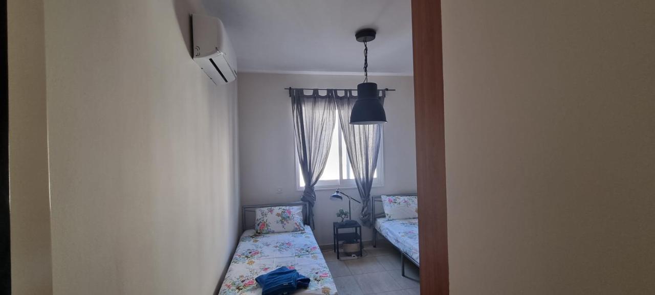 Ancient Paphos - Cozy Place Next To The Sea, Marina, Historical Sites, Buses, Mall, And Market Eksteriør billede