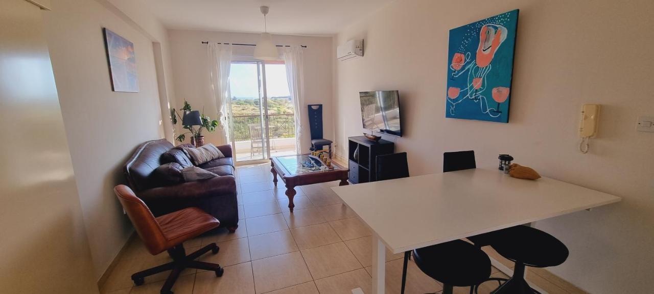 Ancient Paphos - Cozy Place Next To The Sea, Marina, Historical Sites, Buses, Mall, And Market Eksteriør billede